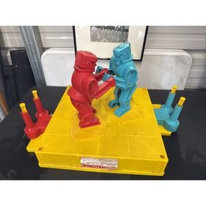 1966 VINTAGE ROCKEM SOCKEM ROBOTS BY MARX ORIGINAL TOY READ